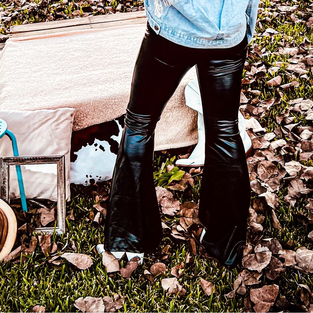 COPY - Faux leather flairs